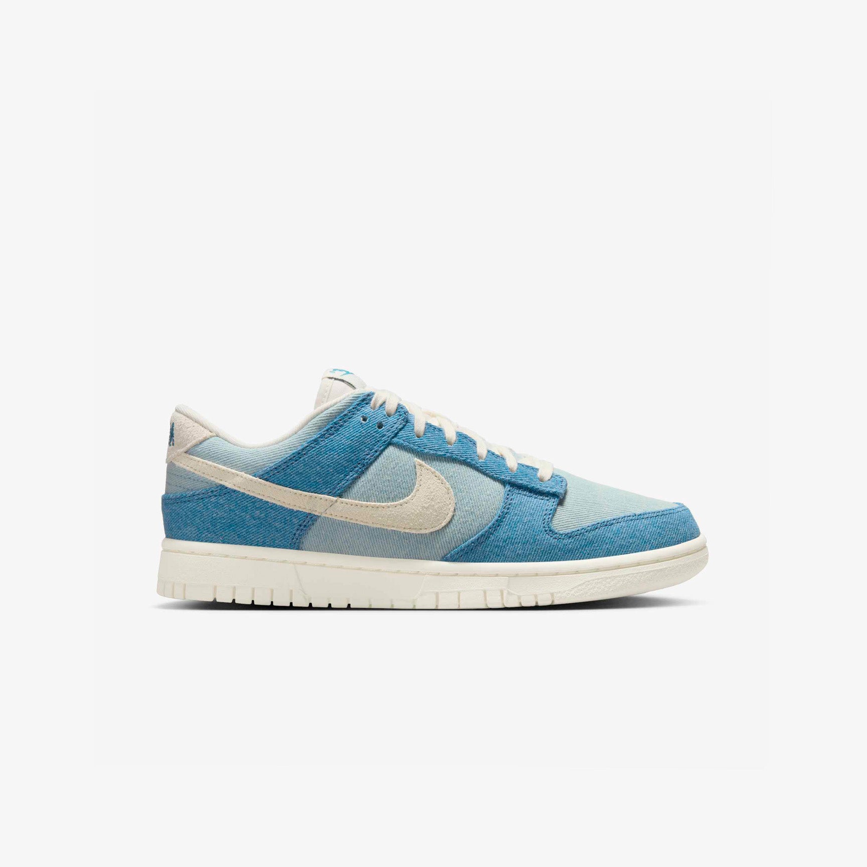 Women's Nike Dunk Low Smokey 'Blue Denim'